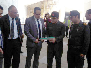 العنانى يبحث مع «هندسية القوات المسلحة» تذليل عقبات المتحف الكبير