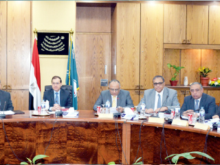 البترول تنفذ خطة للاستفادة من غازات الحقول بدلاً من حرقها