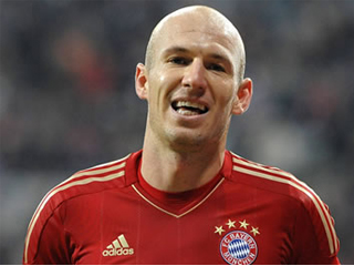 جوارديولا يخطط لاصطحاب روبن إلى مانشستر سيتى