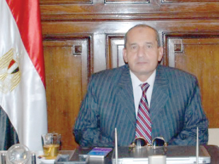 تقرير «الفاو» حول الأقماح السامة على مكتب وزير الزراعة