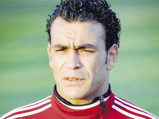 رئيس النادى يتراجع عن قرار عودته للقاهرة ويواصل هروبه