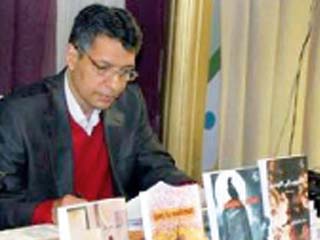 تكريم الأديب العراقى هيثم والى فى استوكهولم