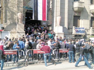 تأجيل دعوى وزير الصحة لإلغاء قرارات عمومية الأطباء .. 8 مايو