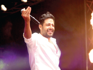 جلسات عمل لـ«حماقى» لتصوير كليب «مابلاش»