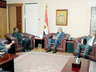 حريصون على تقديم جميع سبل الدعم للمؤسسات الصومالية والمساهمة فى بناء كوادرها وقدراتها الفنية