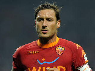 سباليتى يرفض الحديث عن مستقبل توتى