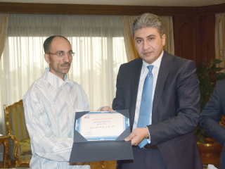 و تكريم  «عامل أمين» بمطار سوهاج