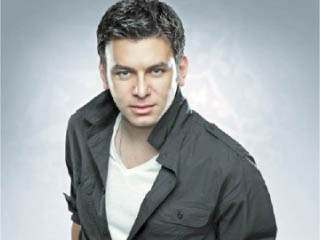 إسلام زكى: التعاون مع الهضبة له طعم مختلف وأشارك فى «أحلى وأحلى» بثلاث أغنيات