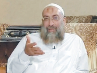 فتاوى الربيع.. برهامى: لا يجوز للمرأة ارتداء حذاء مكشوف