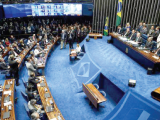 صحف عالمية: عزل روسيف «نهاية مؤقتة» لأزمة البرازيل..  والقرار ينهى 13 عاماً لـ«حزب العمال»