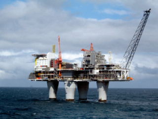 البترول: طرح مزايدة عالمية للبحث عن البترول فى 11 منطقة