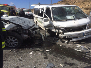 إصابة 56 شخصا فى انقلاب أتوبيس بالمنيا وآخر بالبحيرة