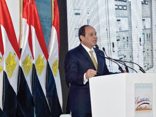الرئيس يدعو للسلام من أسيوط