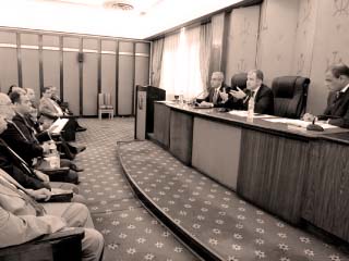 وزير الصناعة: خطة لحل مشاكل المصانع المتعثرة ونستهدف الاستثمار بالدول الإفريقية