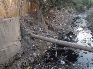 البرلمان يحرج الحكومة بسبب الصرف الصحى