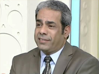 عاطف مخاليف وكيل «حقوق الإنسان»: لائحة مجلس النواب تسمح بتغيير رئيس البرلمان