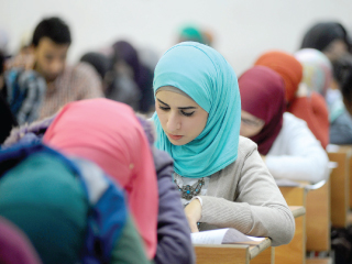 «شاومنج» ينتصر على «الهلالى»