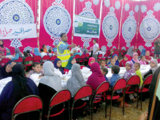 كارت إفطار الصائم وإفطار القرى الفقيرة ومسافرى القطارات.. أحدث أعمال الخير للجمعيات فى رمضان