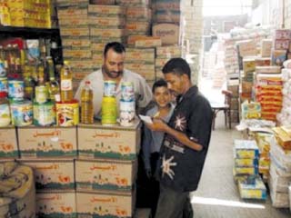 مشروع غذائى بين «التموين» و«نقابة الفلاحين» لتوفير السلع