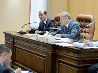 وزير التموين غضبان من البرلمان