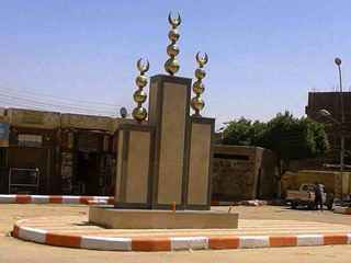 «الست عزيزة» فى أخميم تتزين بجدارية و3 مآذن وهلال