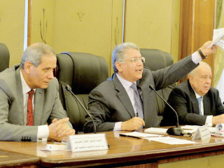 البرلمان يحاكم وزير التعليم