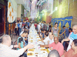 شباب الكيت كات: التكافل واقع وليس شعارًا