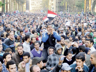 عروض فنية وشعبية وموسيقى عسكرية فى الميادين احتفالا بثورة 30 يونيو