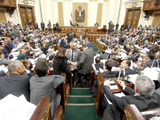 البرلمان يفتح ملف الدروس الخصوصية