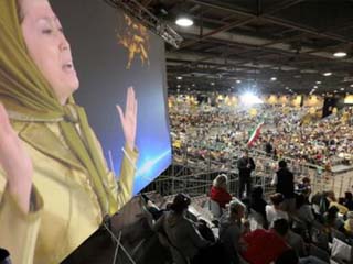 باريس تحتضن أكبر تجمع مناهض للنظام الإيرانى وألمانيا تحذر طهران من «التهور» النووى