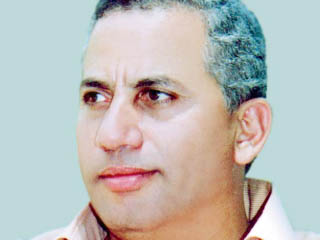 محمد إبراهيم طه: الحركة النقدية فى مصر بحاجة إلى التصحيح ونحن بحق فى زمن الرواية