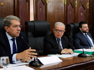 «الجارحى» للنواب: قانون القيمة المضافة لن يمس محدودى الدخل