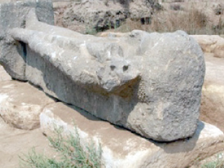 العنانى يتفقد المناطق الأثرية بالوادى الجديد والمنيا