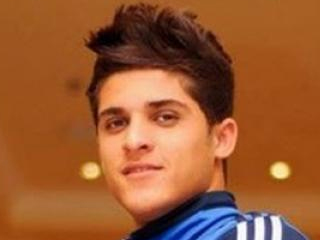 الأهلى يستقر على إعارة الشيخ والاستغناء عن أنطوى