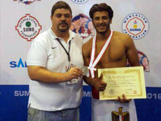 شباب «السومو» يحصد 5 ميداليات ببطولة العالم تحت قيادة أحمد خليفة