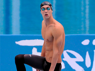 القانون البرازيلى يثير سخرية نجوم السباحة فى ريو