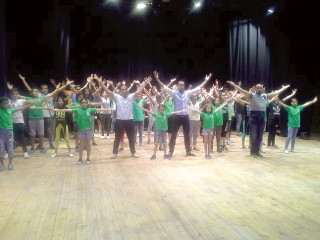 طلائع مصر والعرب يبدعون فى ورش العمل الفنية