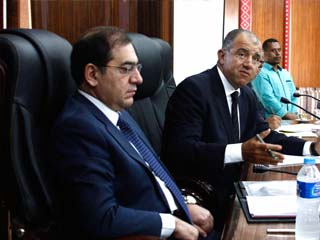 نواب «الصناعة» يطالبون بوقف تهريب الخامات المعدنية