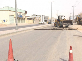 «أسيوط» تتخلص من المطبات العشوائية