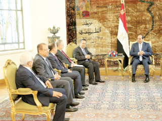 «السيسى» يستقبل رئيس الوزراء اليمنى لبحث تطورات الأوضاع اليمنية