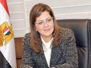 وزيرة التخطيط تشارك فى تدشين أول حاضنة لريادة الأعمال بجامعة القاهرة