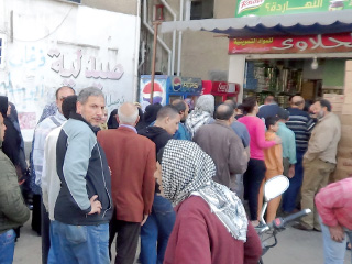 طوارئ فى التموين لتوفير سلع رمضان بأسعار مخفضة.. والوزارة تتسلم مليونا و270 ألف طن قمح