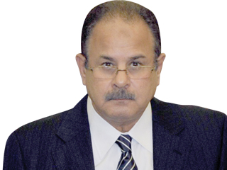 وزير الداخلية يلتقى القيادات لإزالة التعديات على أراضى الدولة