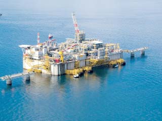 البترول: انتهاء 53% من أعمال تنمية حقل «أتول»