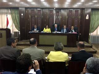 «البرلمان» يطالب الحكومة بزيادة موازنة «الصحة»