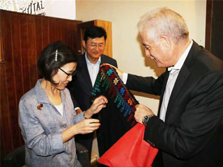 «فودة» ومشايخ وعواقل بدو شرم الشيخ على مائدة إفطار  القوات متعددة الجنسيات.. الأربعاء المقبل