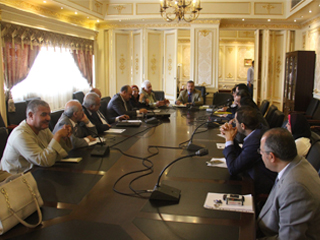 تحت شعار «الخارج مولود والداخل مفقود» البرلمان يهاجم الحكومة بسبب أوضاع المستشفيات الجامعية