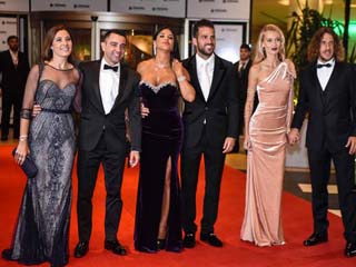 نجوم كرة القدم فى العالم يزينون حفل زفاف ميسى