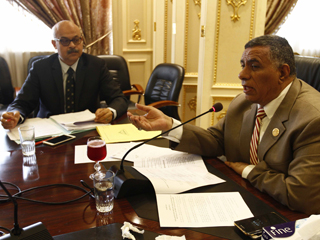 «القوى العاملة» تطالب «المالية» بالكشف عن حجم إنفاقها على إعلانات الوظائف