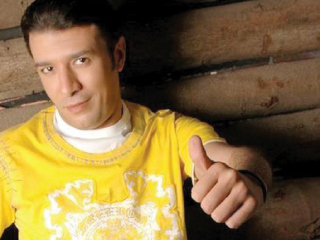 مصطفى كامل: أنا «نكدى»